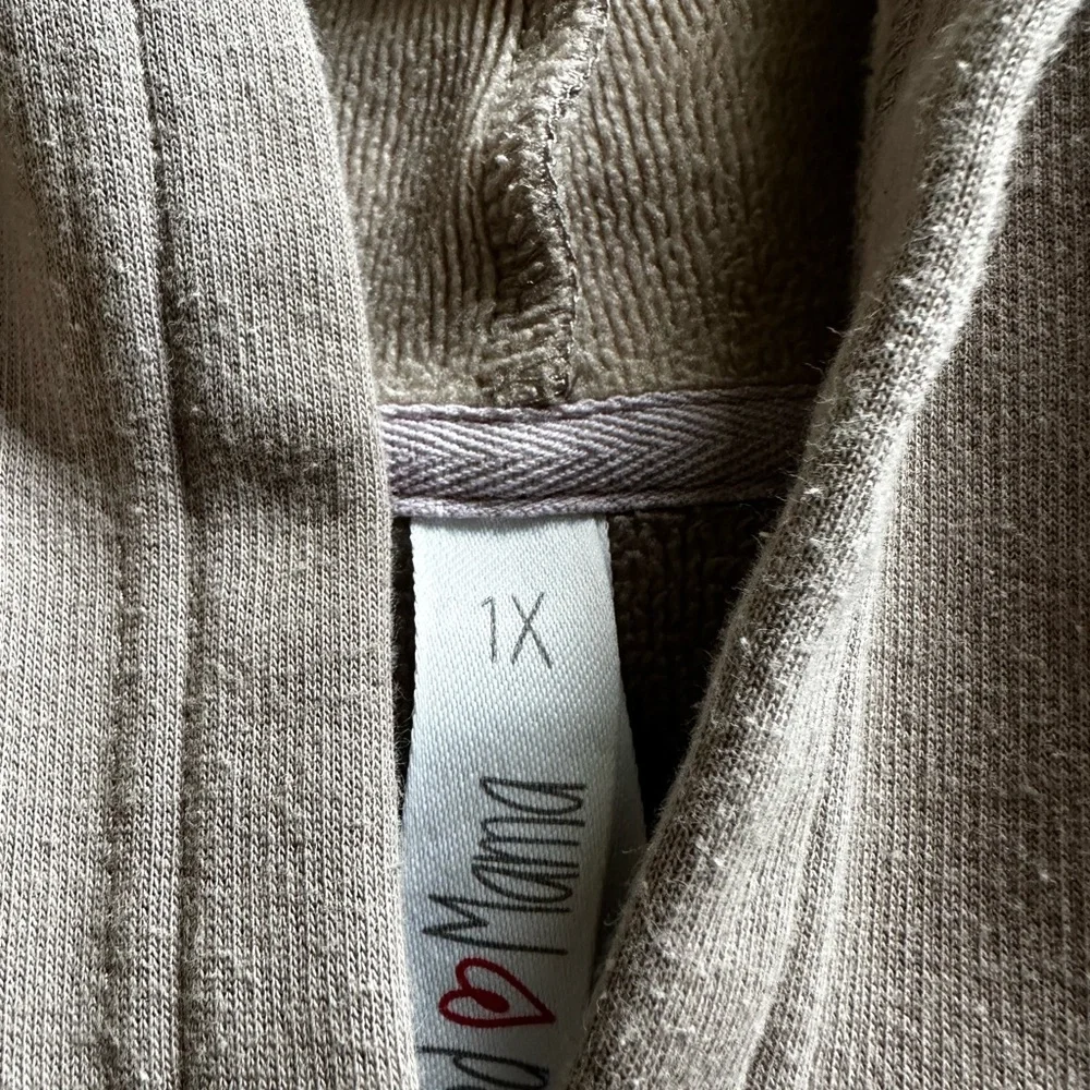 Latched Mama Trailblazer Neutral Beige & Cream Nursing/Baby Wearing Hoodie - Picture 2 of 5
